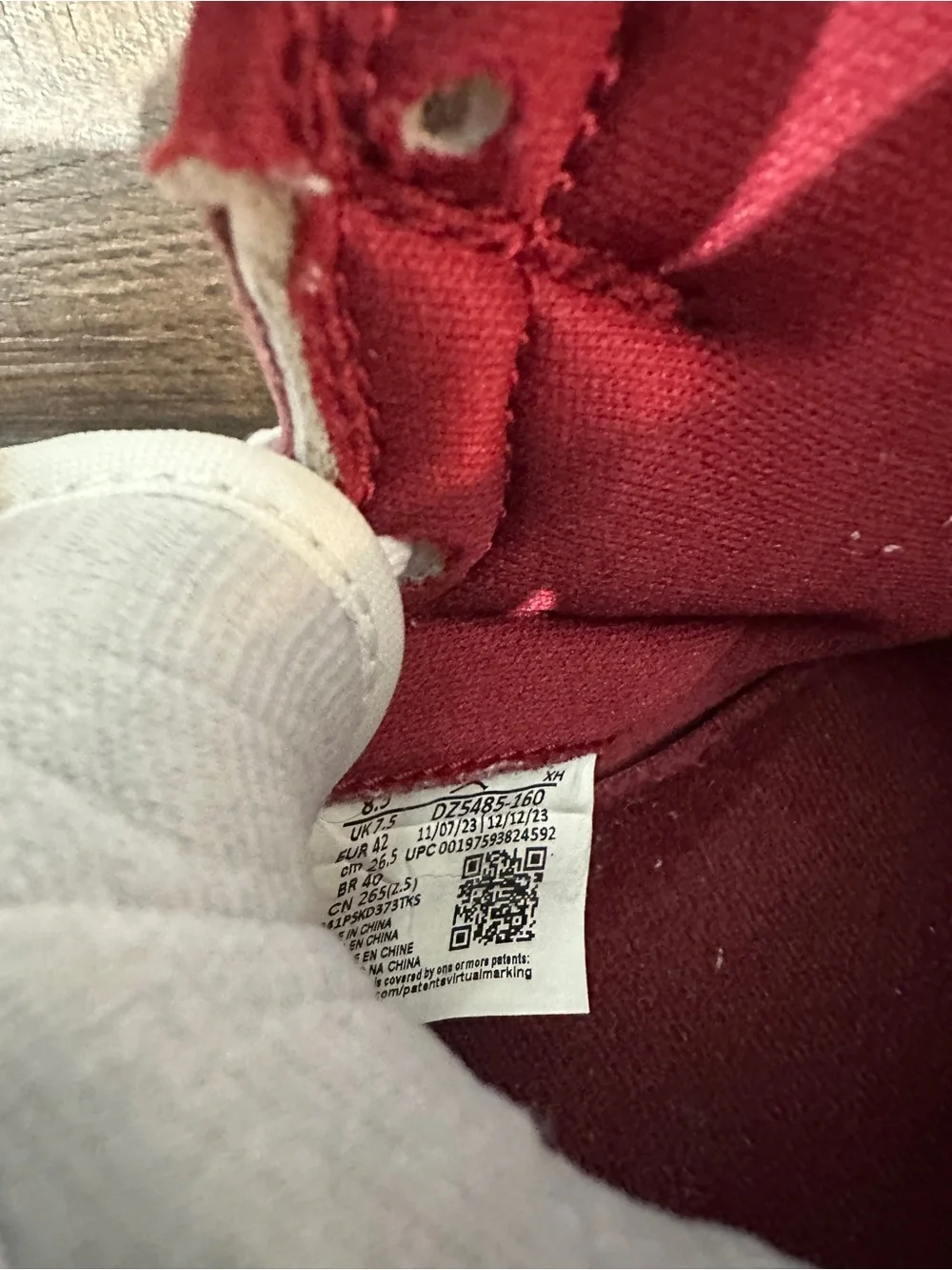 Nike Air Jordan 1 Retro 'Artisanal Red'